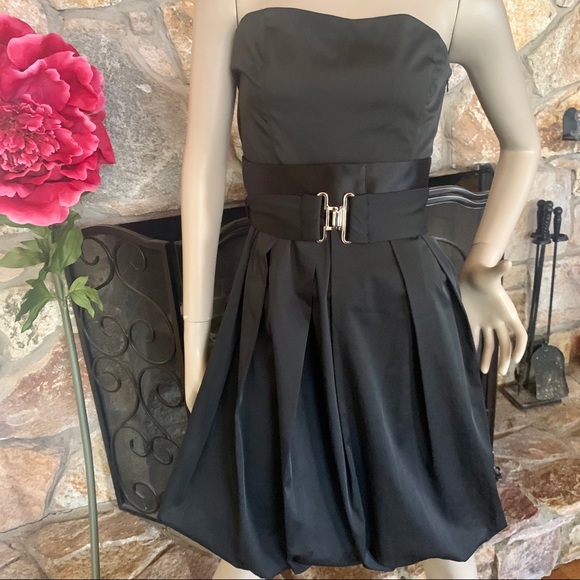 COPY - Zara basic pleated strapless bubble cocktail dress - Picture 3 of 5